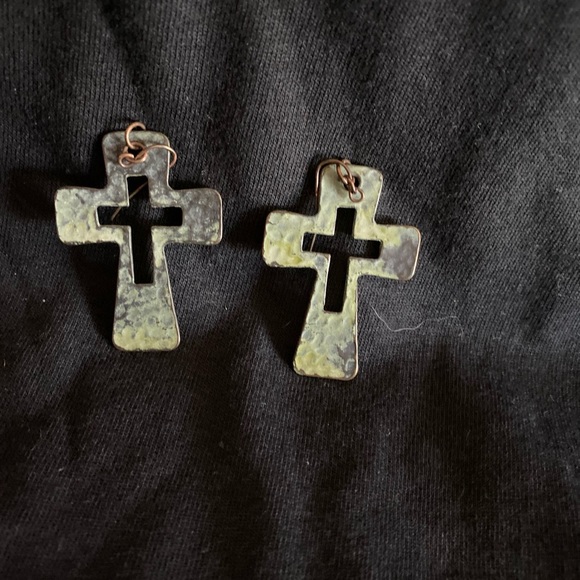 2 inch cross earrings tarnishes bronze look costume jewelry - Picture 3 of 3